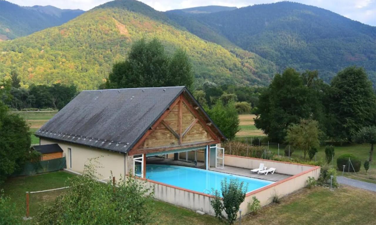 Le 102, T3 Pour 5 Personnes, Vue Montagne, Classe 2 Etoiles Nf, Parking, Piscine En Ete Bagnères-de-Luchon Eksteriør bilde